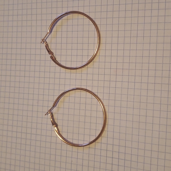 Hoops - Picture 6 of 7